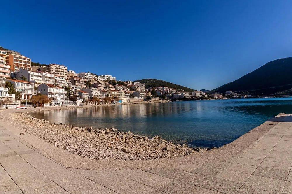 Guesthouse Jadran