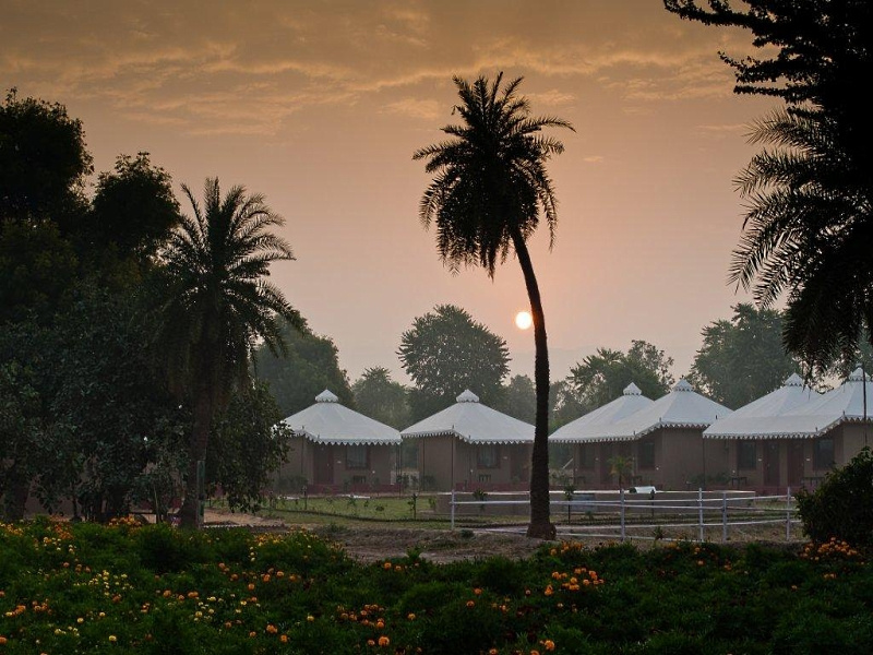 Lohana Village Resort - Chambres