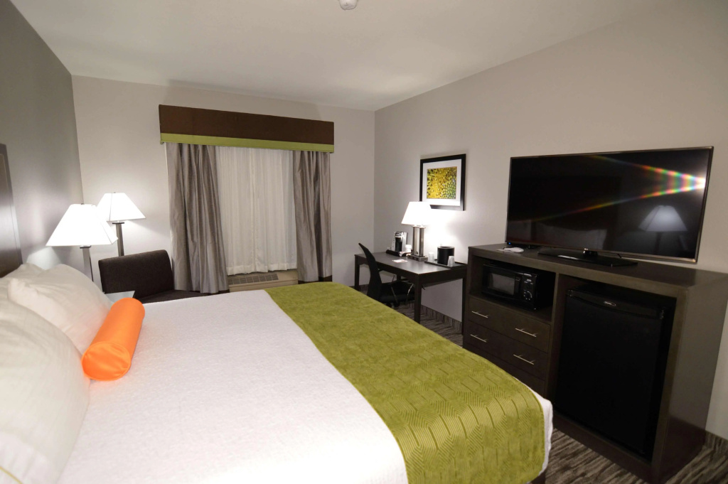 Best Western Plus Liberal Hotel & Suites - фото 3