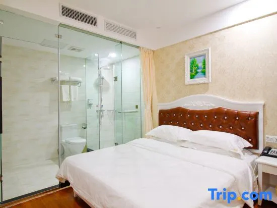 Deluxe Double room (full double bed)