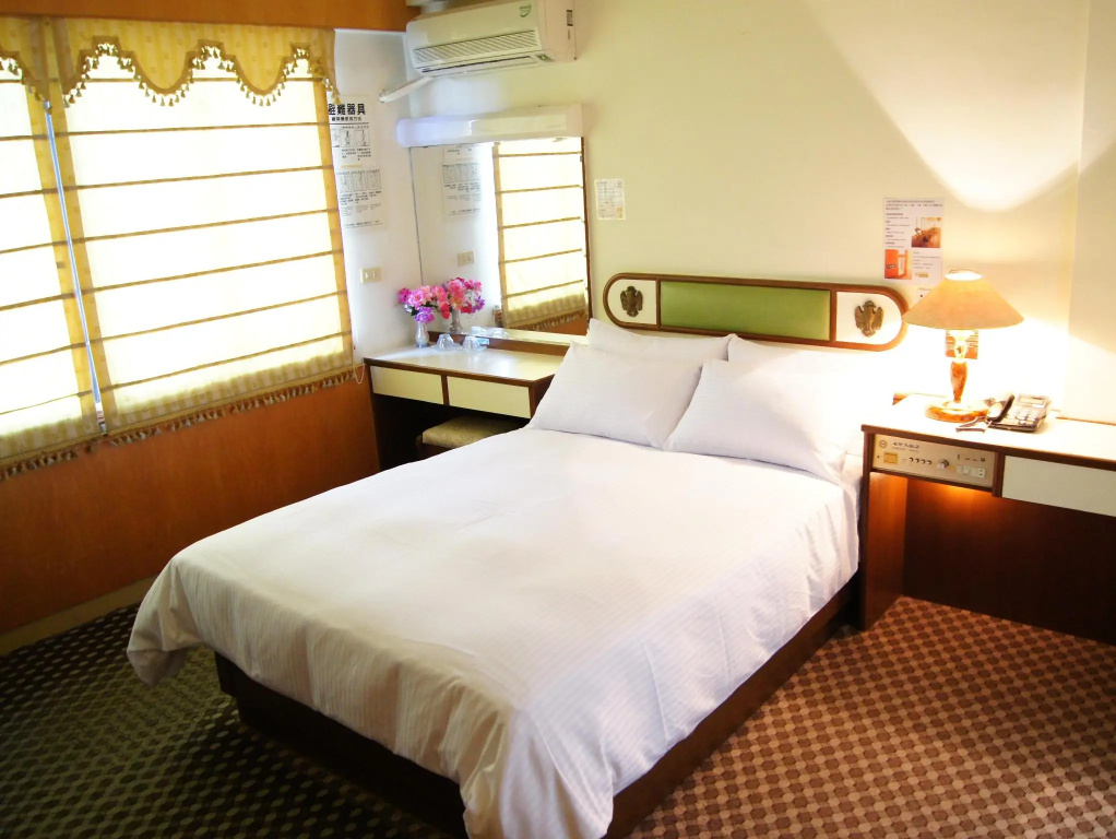 Famouse Hotel - Chambres