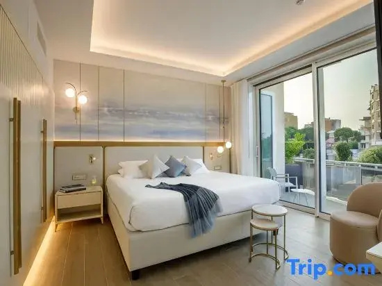 Executive Suite with panoramic view