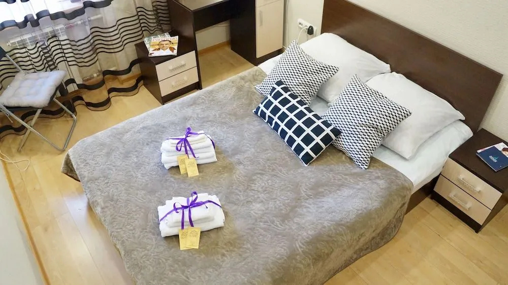 Like guest house — 4