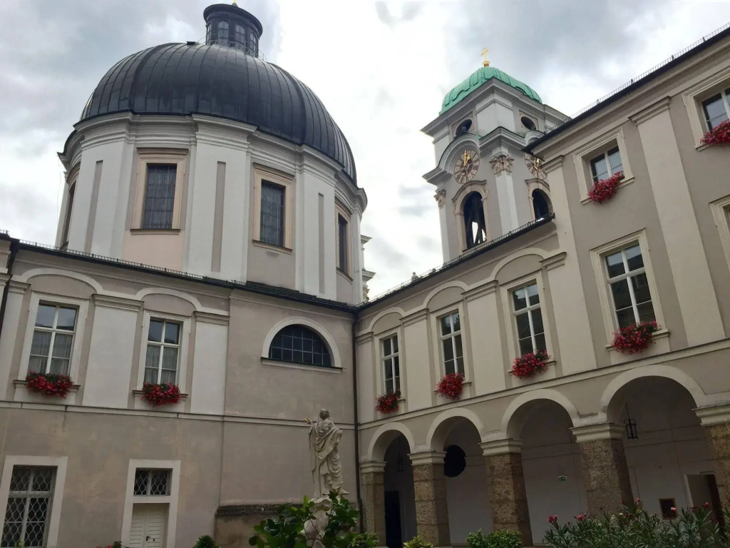 Gästehaus im Priesterseminar Salzburg