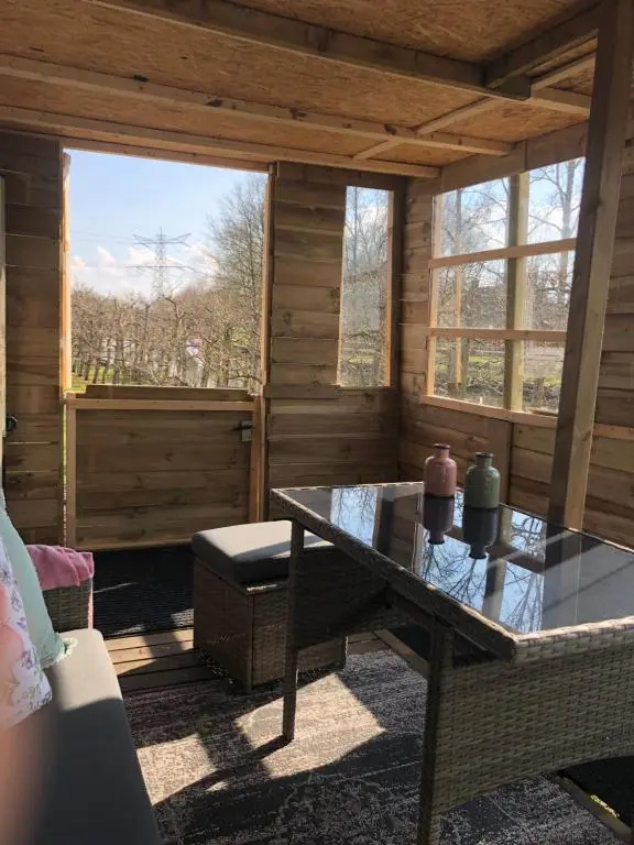 Pipowagen/chalet de oude rijn