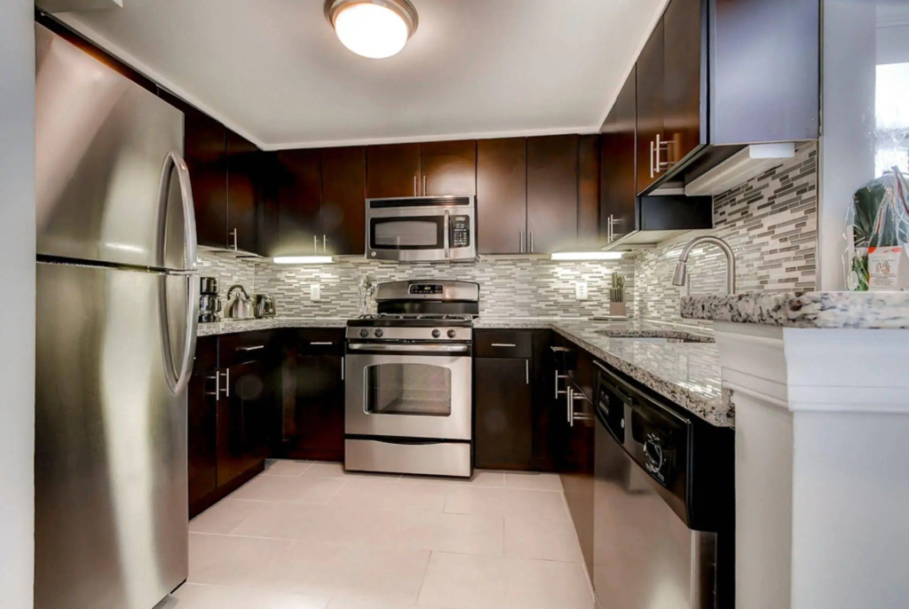 Global Luxury Suites at Dupont Circle - фото 19