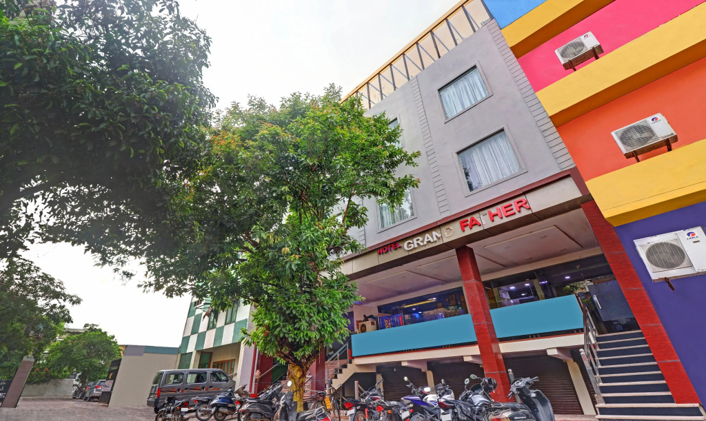 Treebo Trend Hotel Grand Father