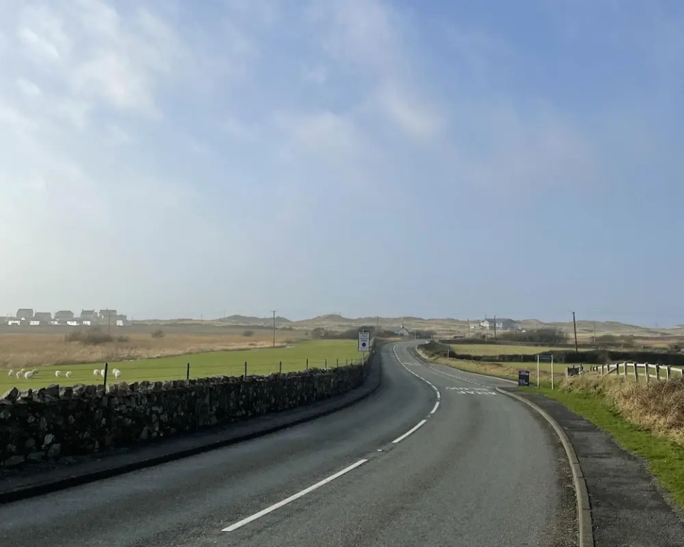 3-bed House in Llanfaelog, Near Rhosneigr