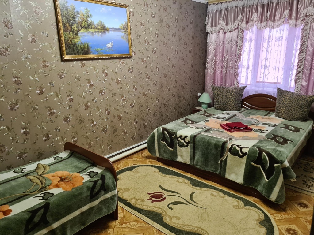 Double Family Suite (full double bed)