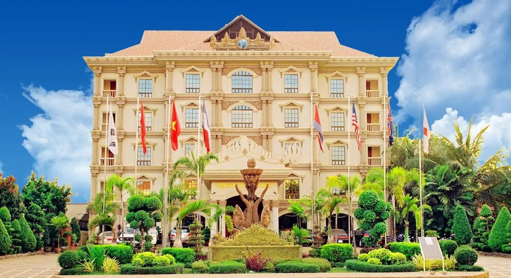 Majestic Oriental Hotel