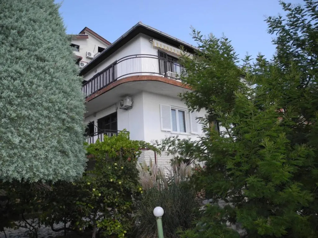 Apartment Blanka 41 pax