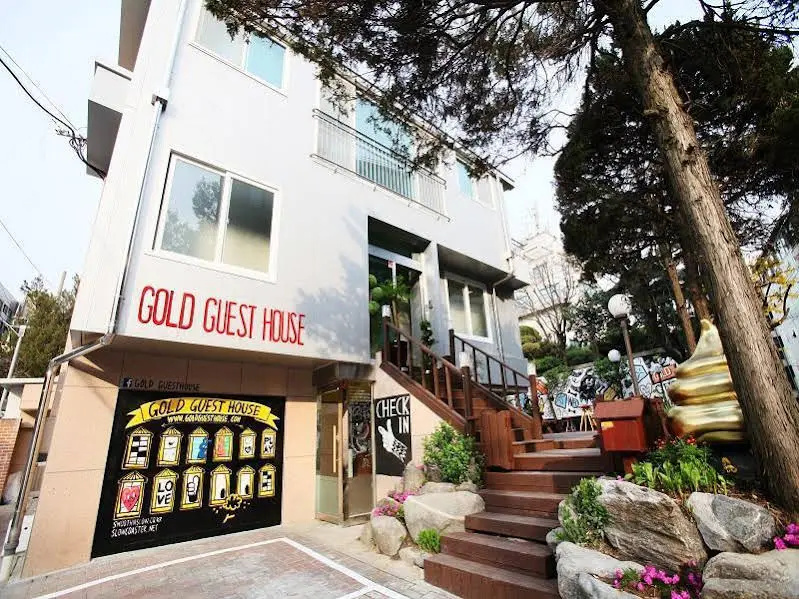 Gold Guesthouse