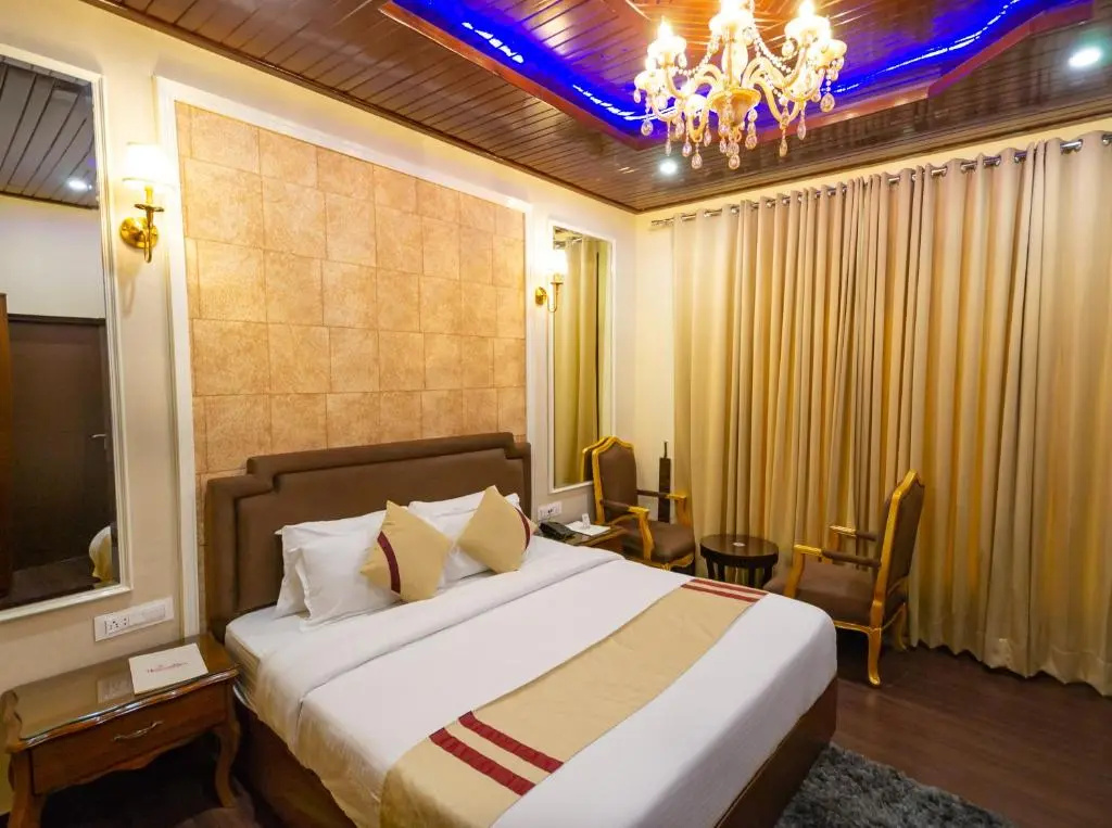 Superior Double room (full double bed)