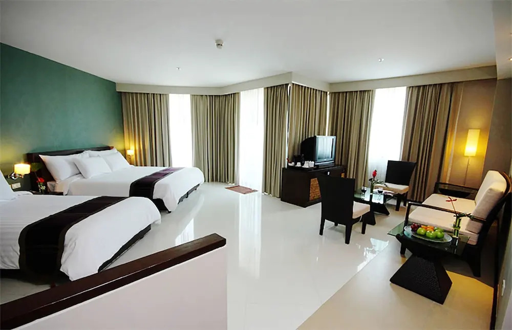 Семейный люкс с балконом в Tara Mantra Cha Am Resort