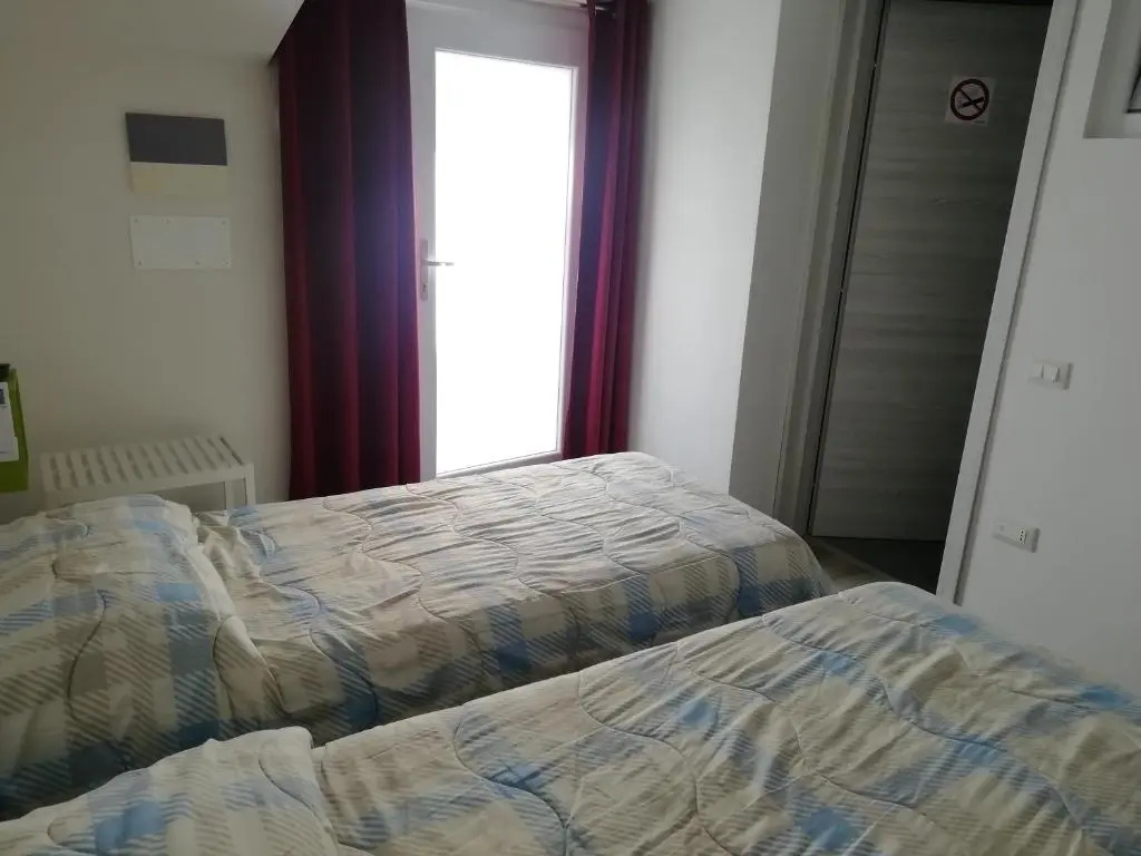 Standard Double room (twin beds)