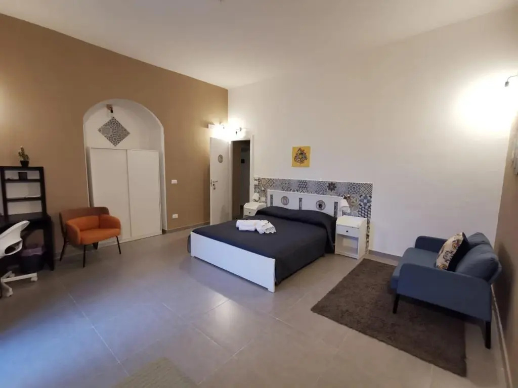 Standard Double room (full double bed)
