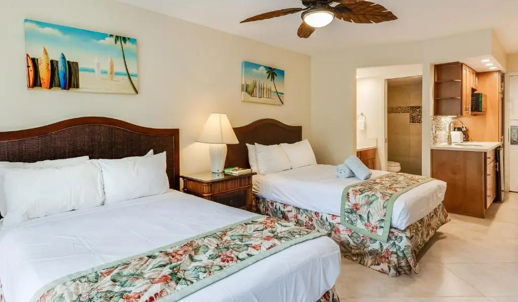 Castle at Maui Banyan - Chambres