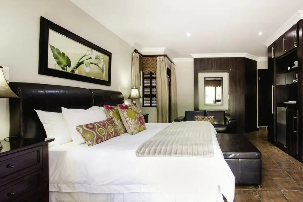 At The Villa — фото 2