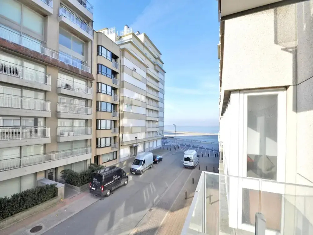 Apartment in Knokke Near Albert Beach