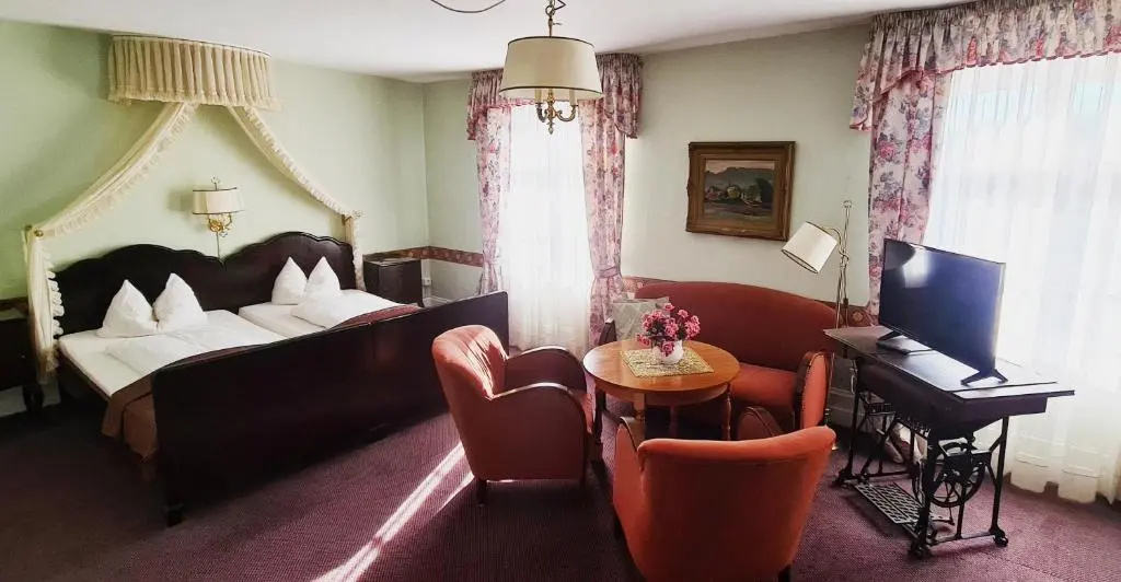 Hotel Zum Schwan - Chambres