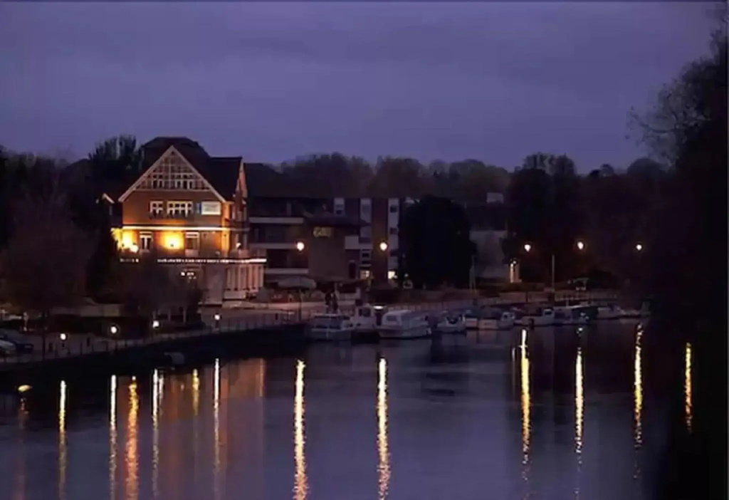Uno Thames Hotel -Reopened Brand New Again -FREE PARKING - Général