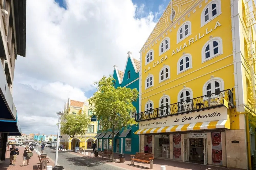 Chic Historic Townhouse in City Centre Willemstad
