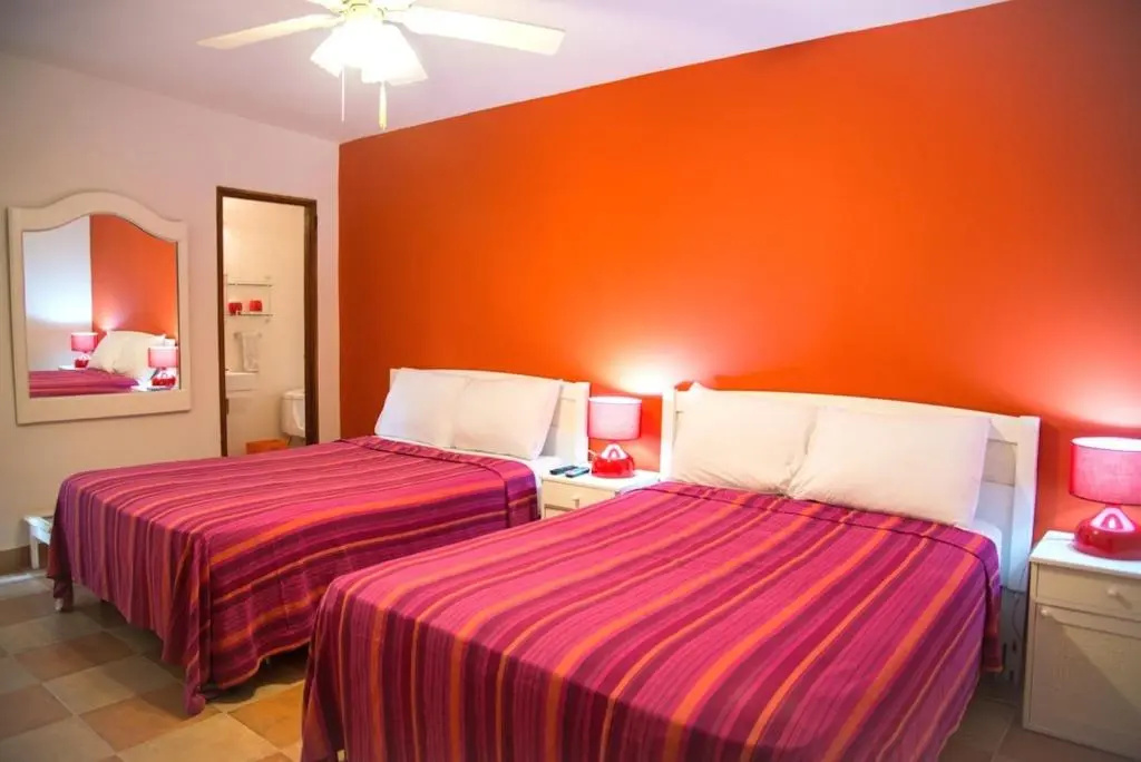 Contadora Island Inn B&B