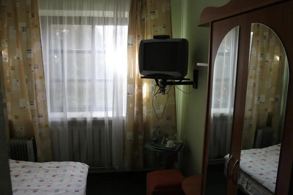 Economy room