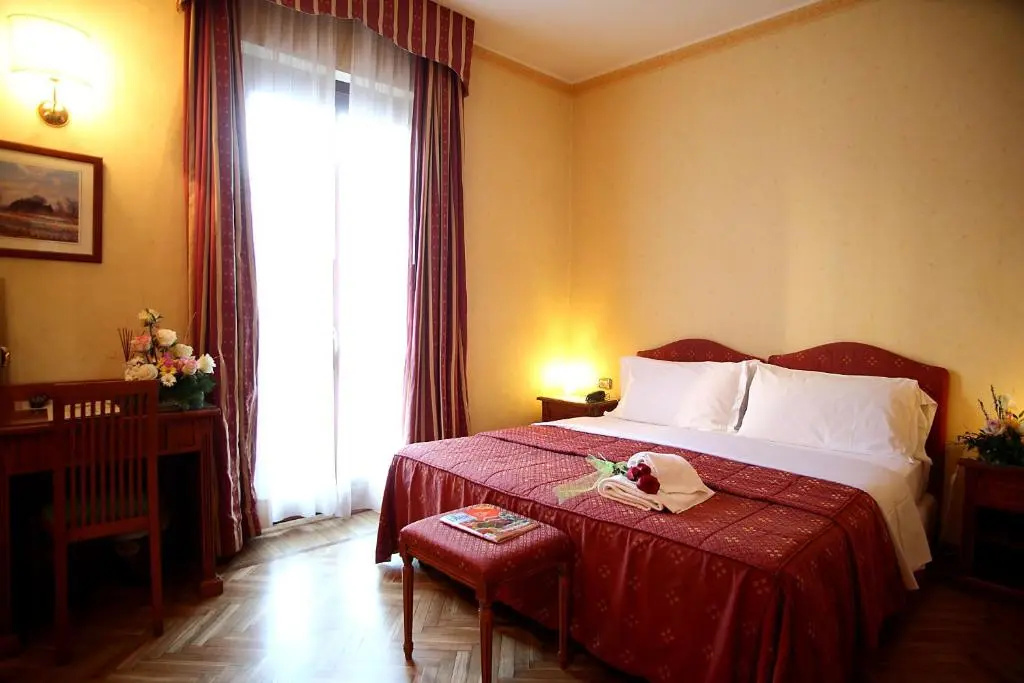 Standard Double room (full double bed)