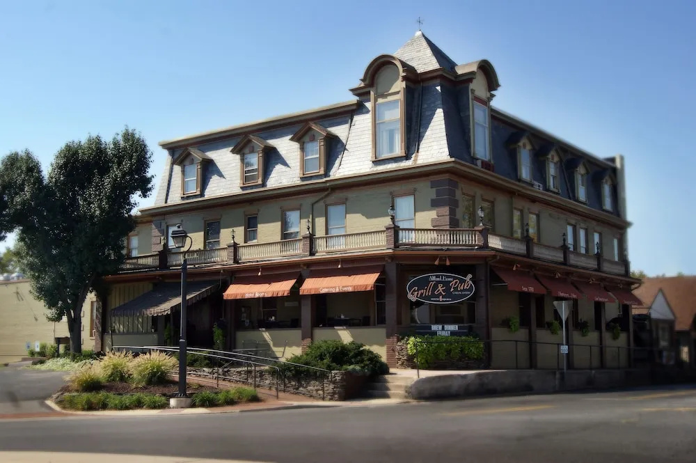Altland House
