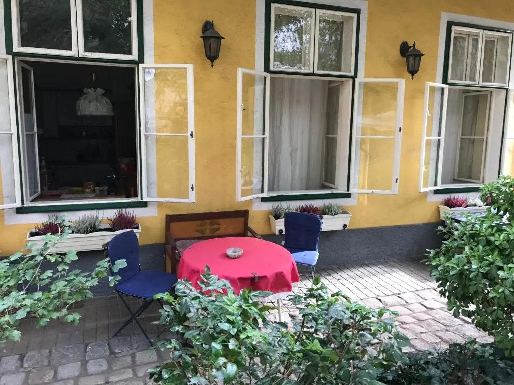 70m² großes Apartment mit Gartenzugang
