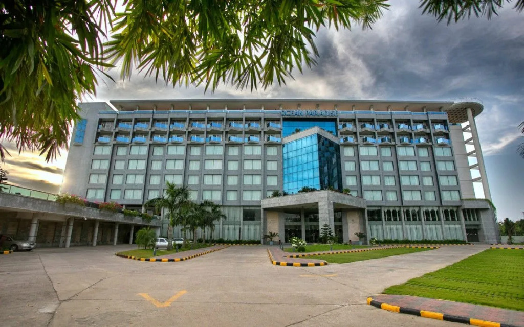 Ocean Paradise Hotel And Resort