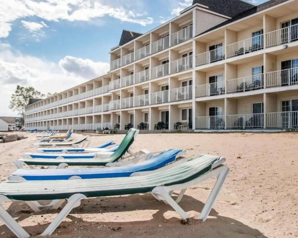 Canberra Premiere Comfort Hotel