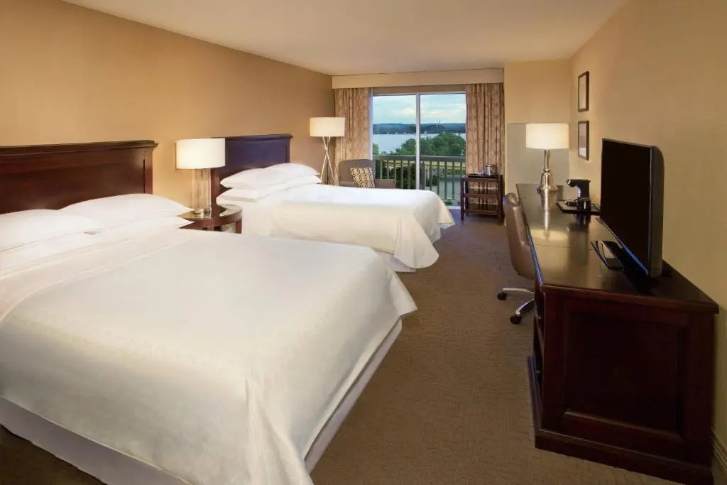 Sheraton Louisville Riverside by Marriott - Chambres