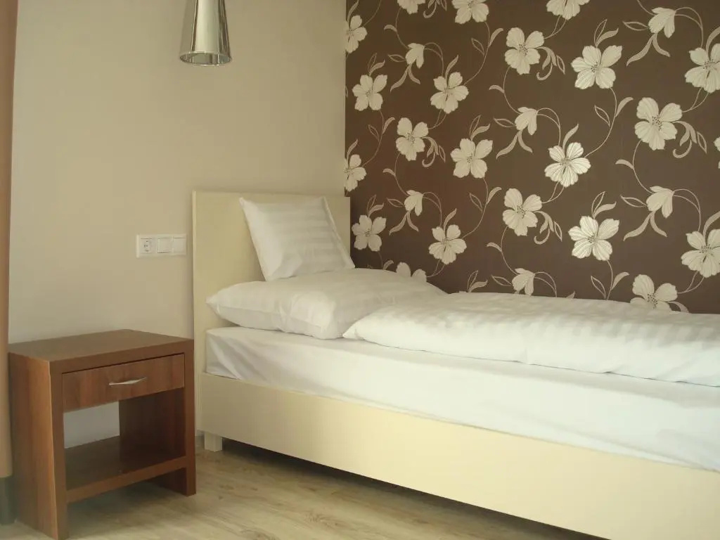 Hotel Median Hajdúnánás - Chambres