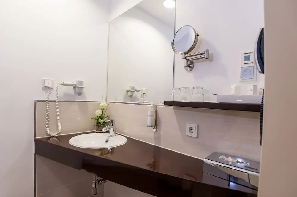 Komforthotel Butjadinger Tor - Général