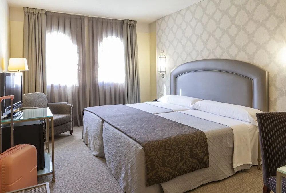 Hotel Macià Alfaros - Chambres