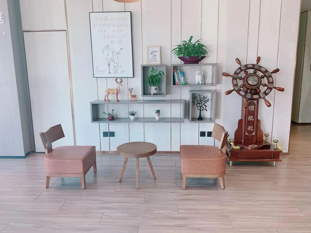 Lobby & Reception