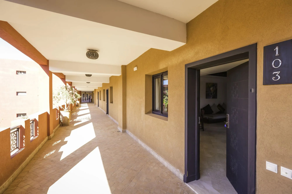 Condominium Hotel Resorts Oliva