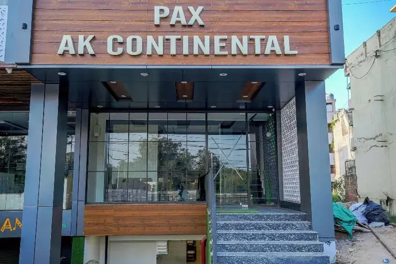 Pax Hotel AK Continental