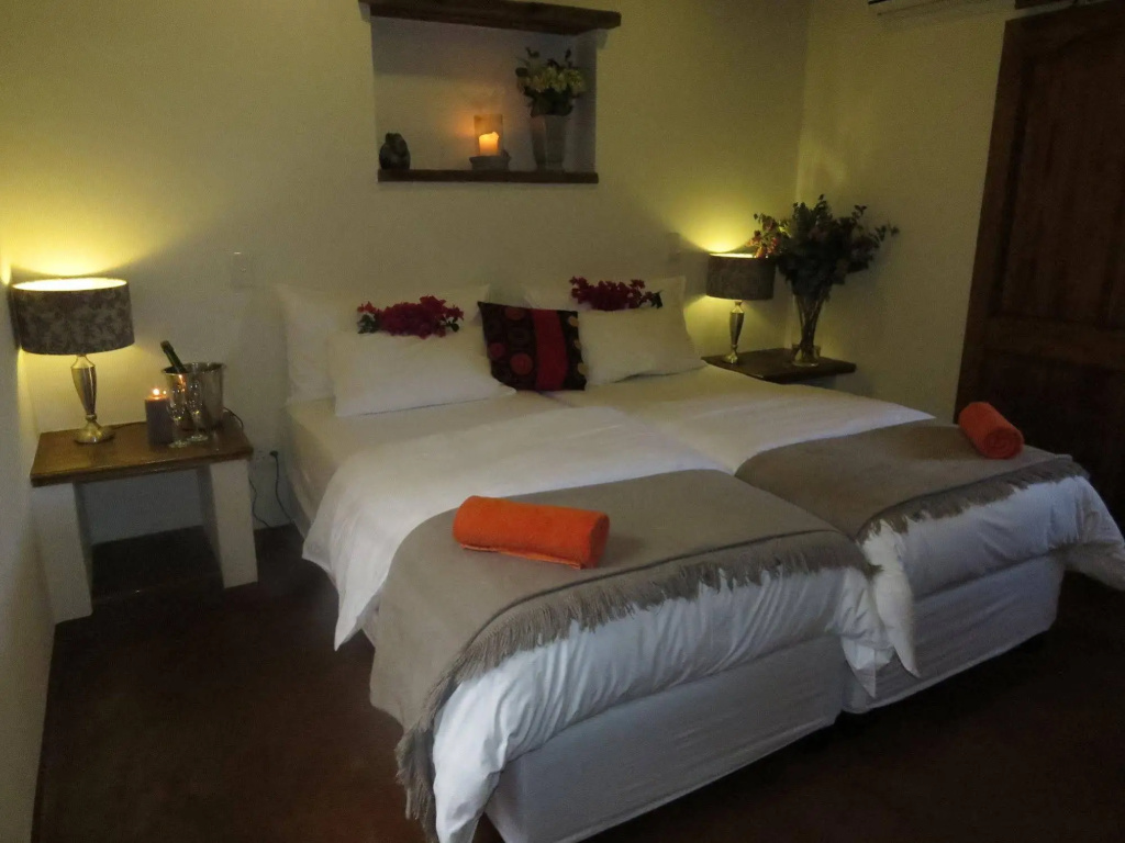 De Leeuwenhof Estate Hotel