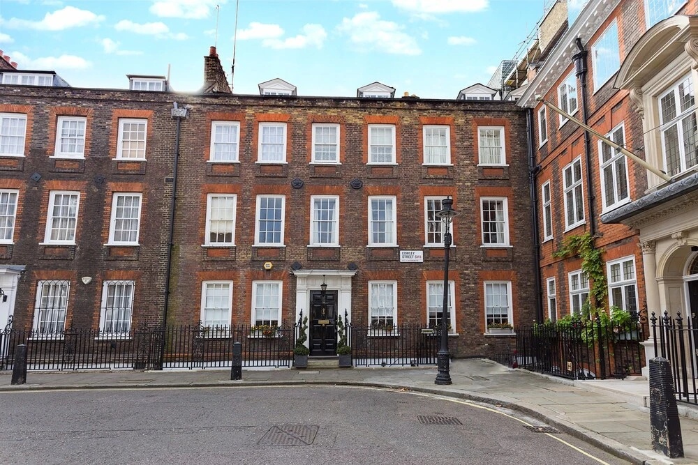 Incredible 2 Bedroom Flat next to Westminster Abbey