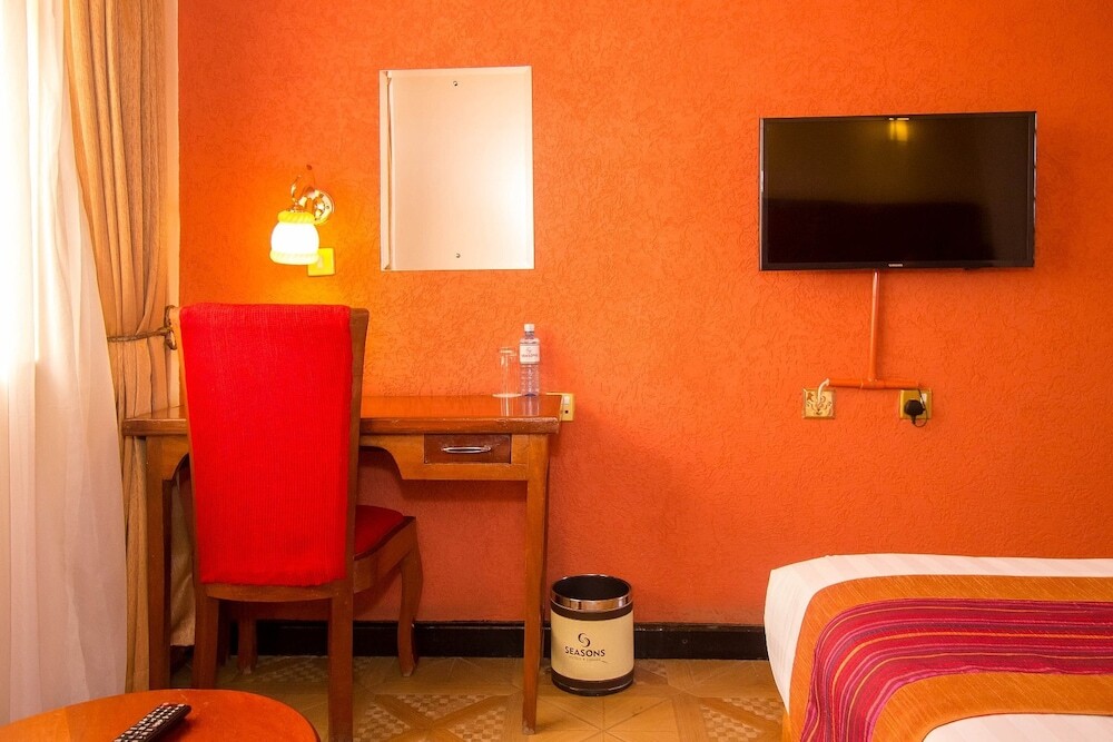 Seasons Airport Hotel by null