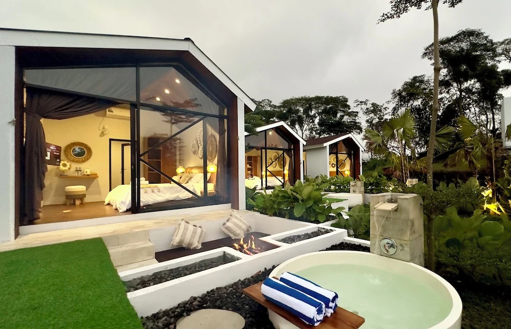 Отель Skylake Villa в Кинтамани