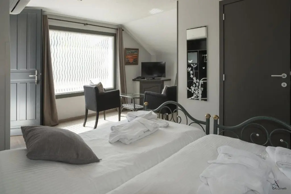 Tropical Hotel - Chambres