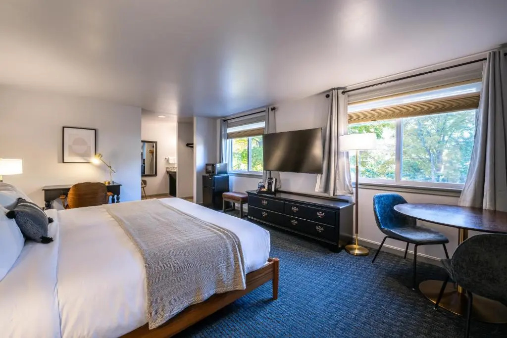 Deluxe Single room