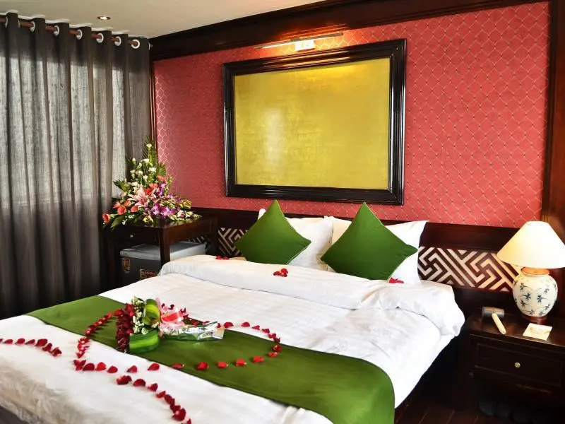 Deluxe Double room (full double bed)
