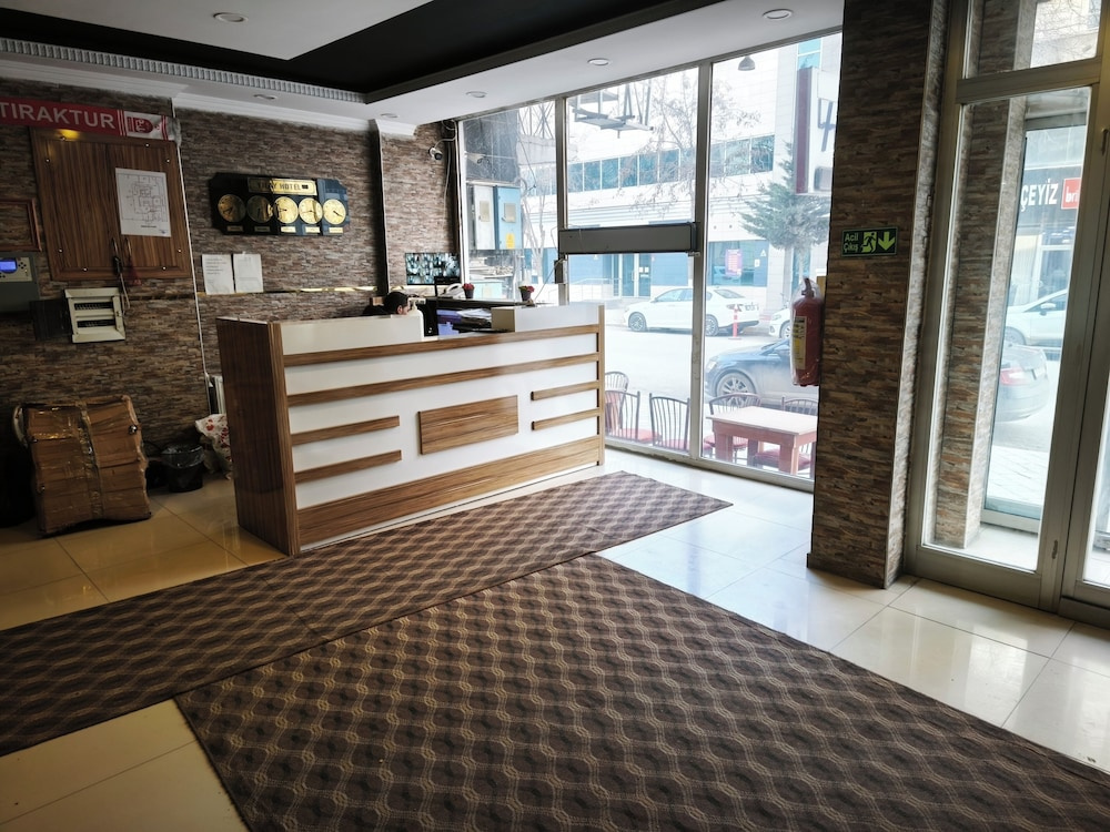 Yılay Otel