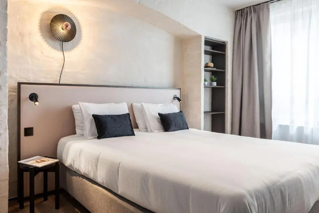 Comfort room