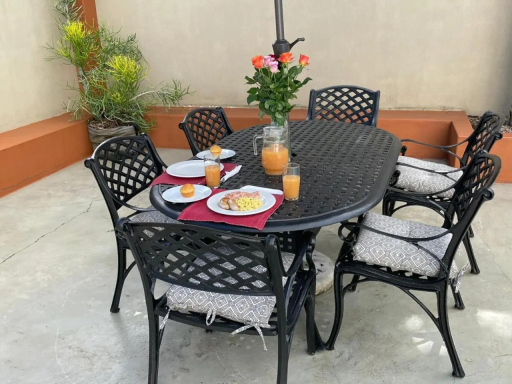 Singatha Guesthouse